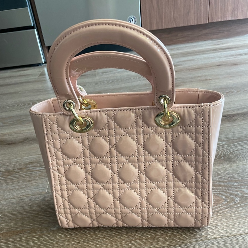 Top handle summer bag